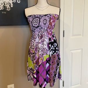 Sleeveless island/beach mini dress